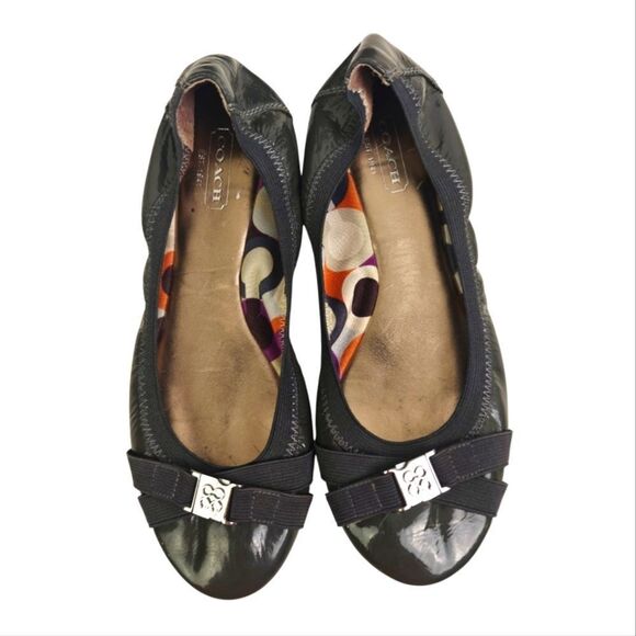 Coach Silver Gray Patent Leather Flats with Logo Buckle - Picture 1 of 5
